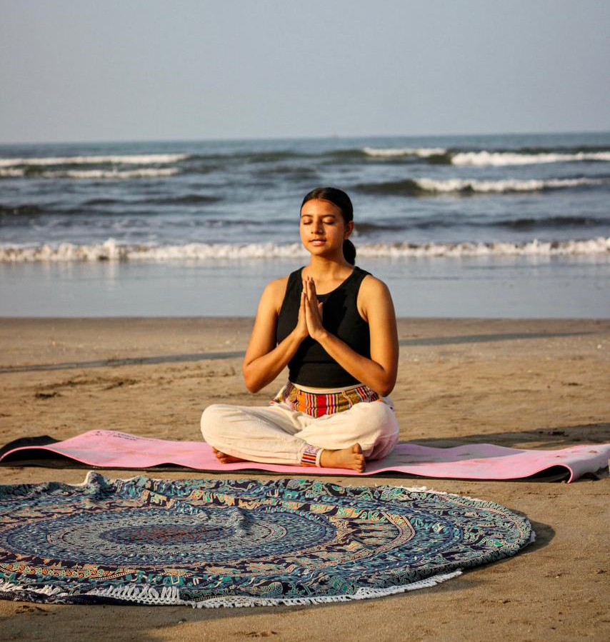 Aditi Chauhan Yoga Instructor